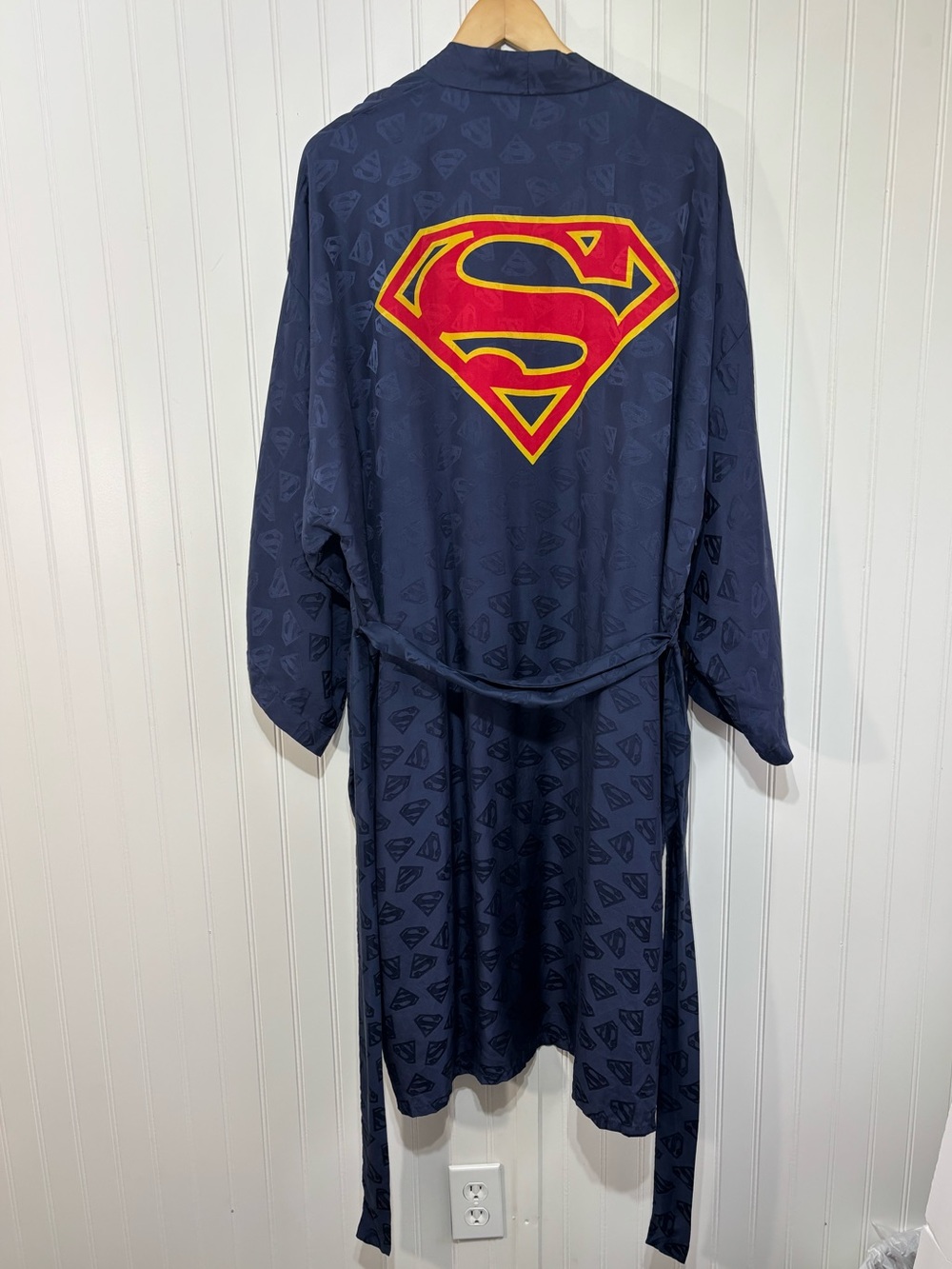 Vintage 1997 Superman 100% Silk Robe Kimono Lounge Wrap DC Comics Blue W/belt - Picture 4 of 15